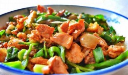 娱乐吃瓜酱辣椒炒肉视频,带你领略美食与娱乐的完美融合