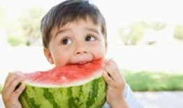 娱乐吃瓜酱躲春