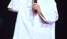 华晨宇最新爆料新闻视频