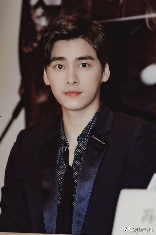 娱乐吃瓜酱李易峰